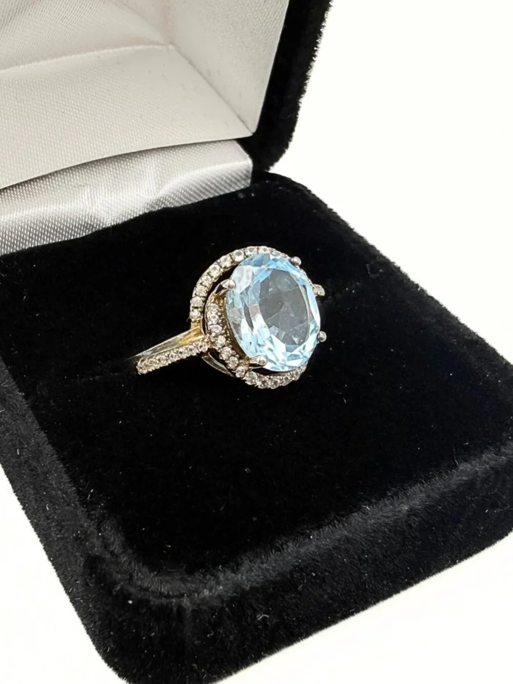 Sparkling Marked Sterling Silver Blue Topaz Regal Halo Cocktail Ring Sz 10